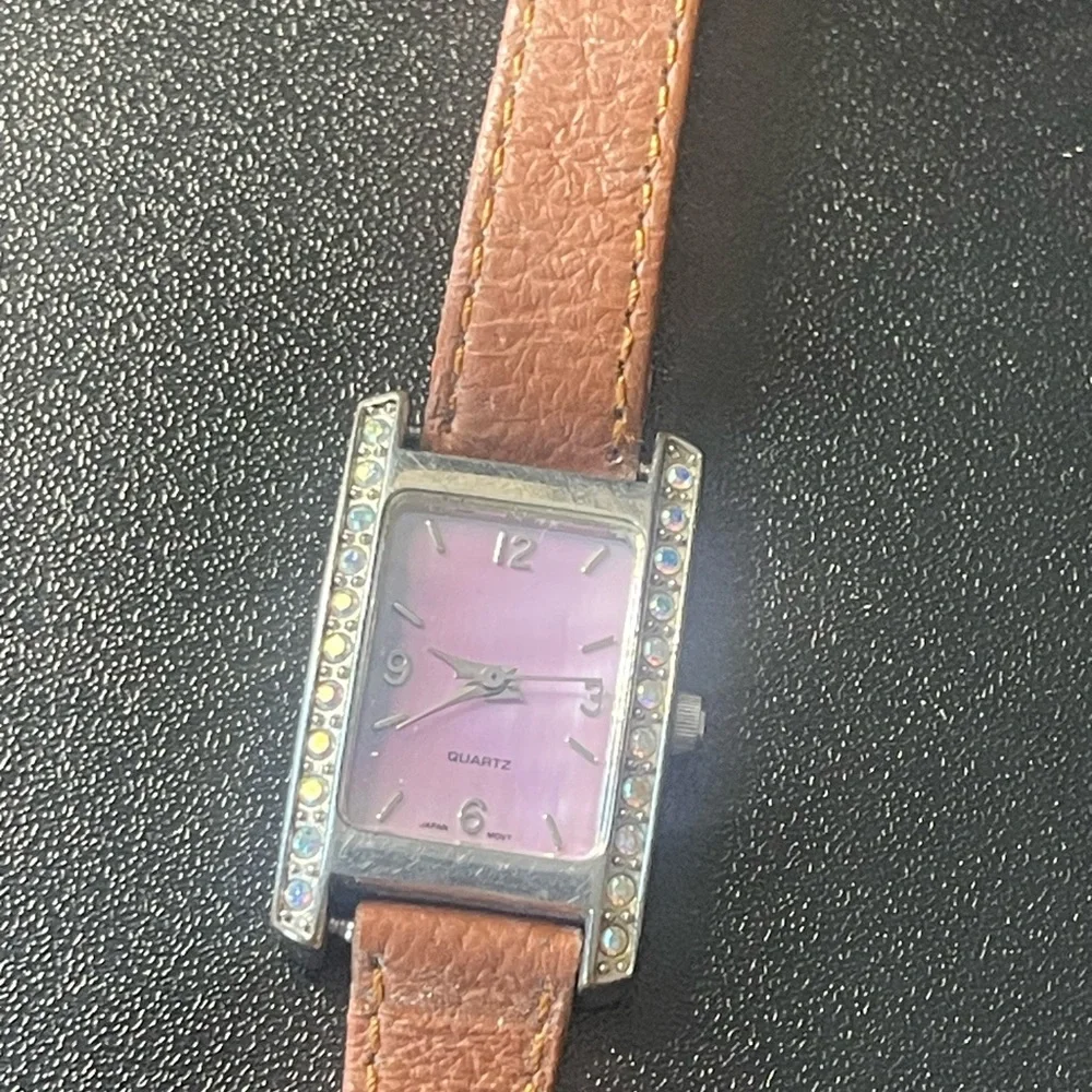 Purple Face Tank Watch Women’s With genuine Leather Watch Band in Good Condition